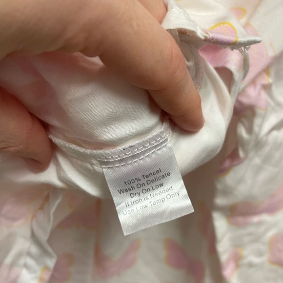 Oliver James Collection White Butterfly Pajama Set - Picture 6 of 15
